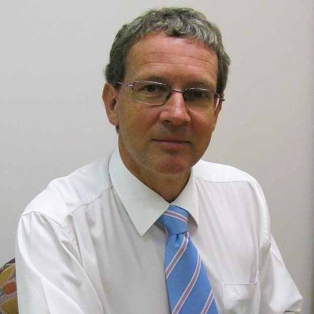 Dr Chris Farmer